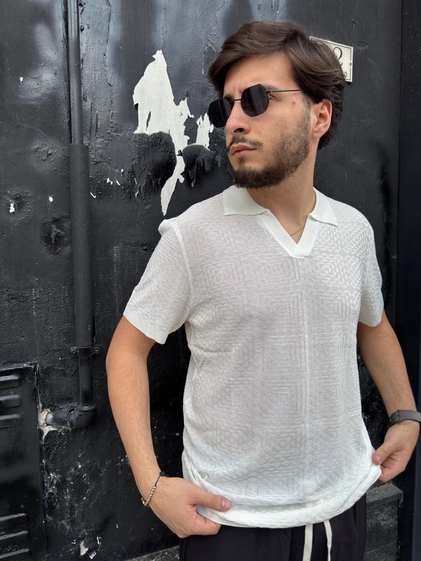 Maglia in filo scollo V